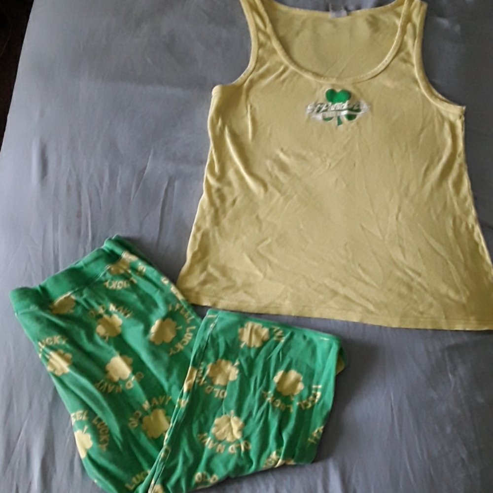 Vintage Old Navy St. Patrick's Day Pajama Set